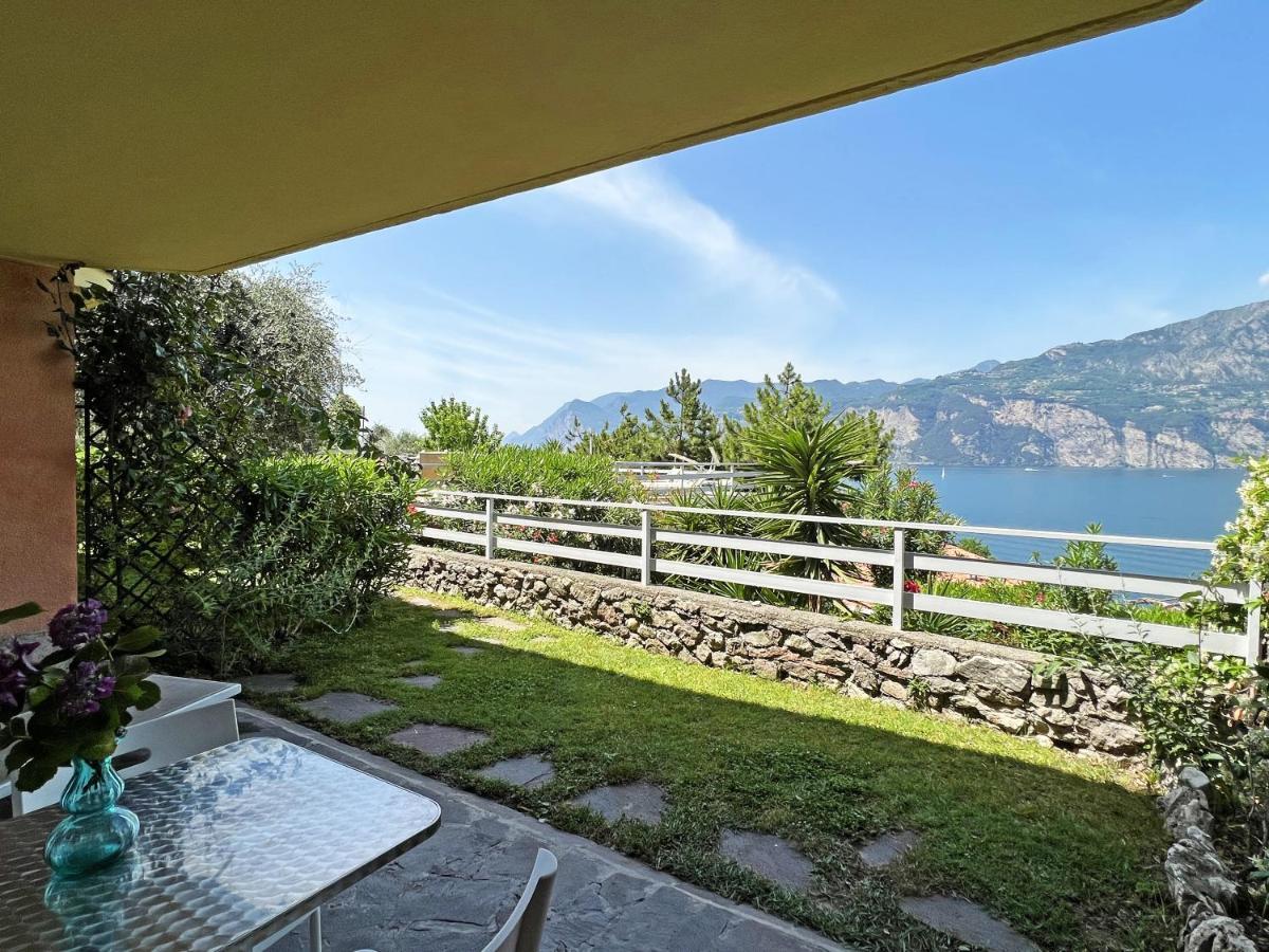 Residence Parco Lago Di Garda Malcesine Exterior photo