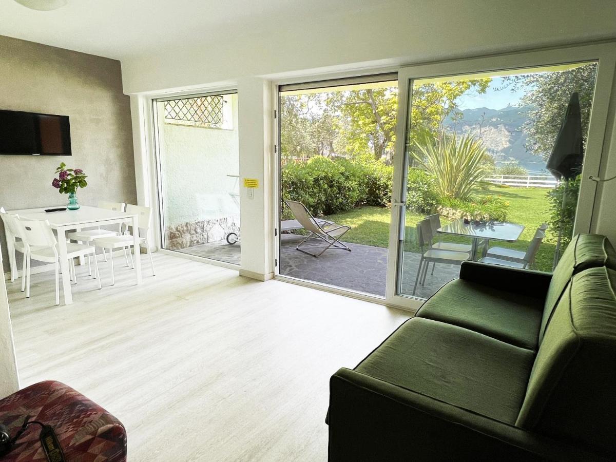 Residence Parco Lago Di Garda Malcesine Exterior photo