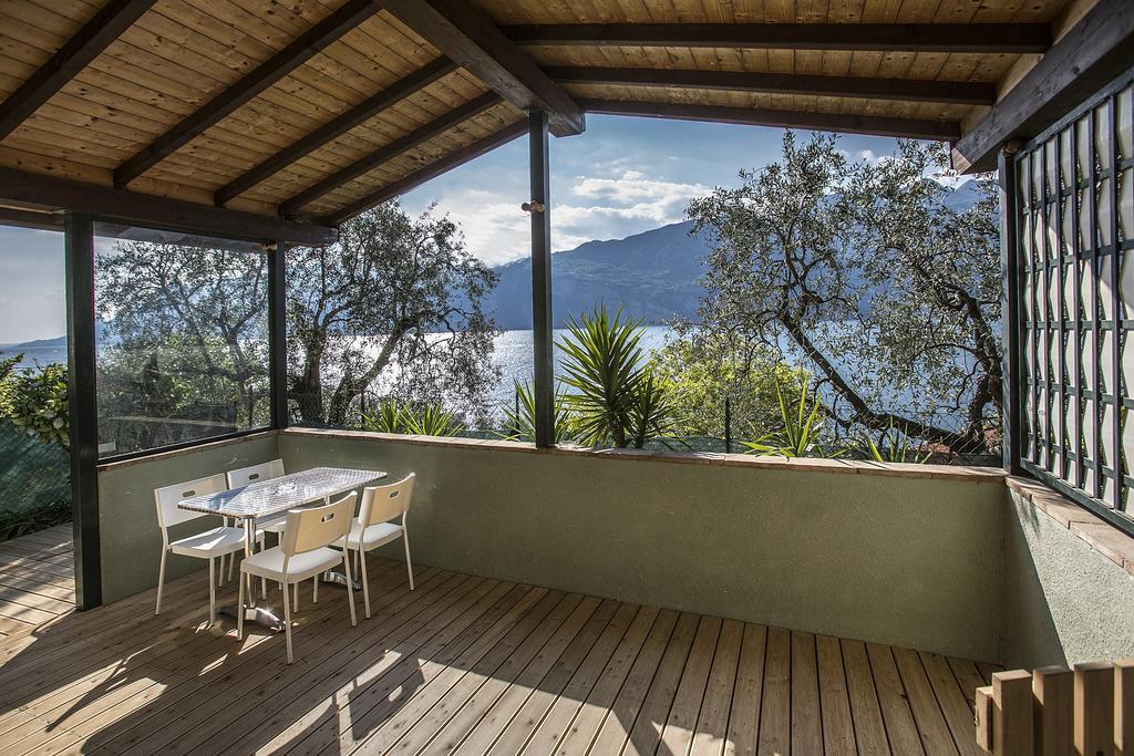 Residence Parco Lago Di Garda Malcesine Exterior photo