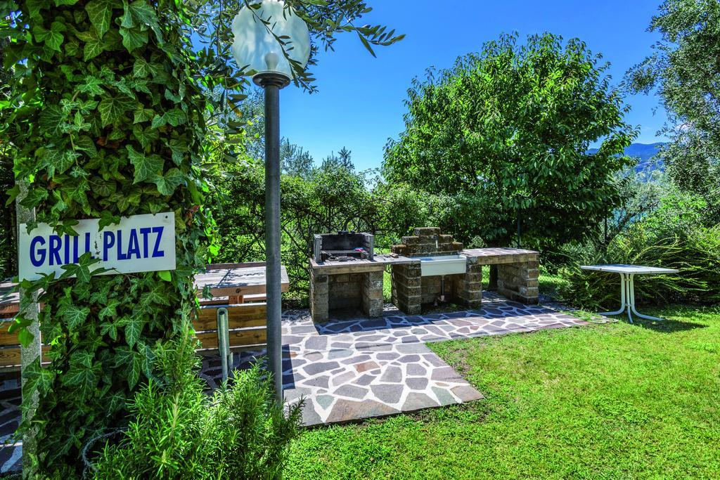 Residence Parco Lago Di Garda Malcesine Exterior photo
