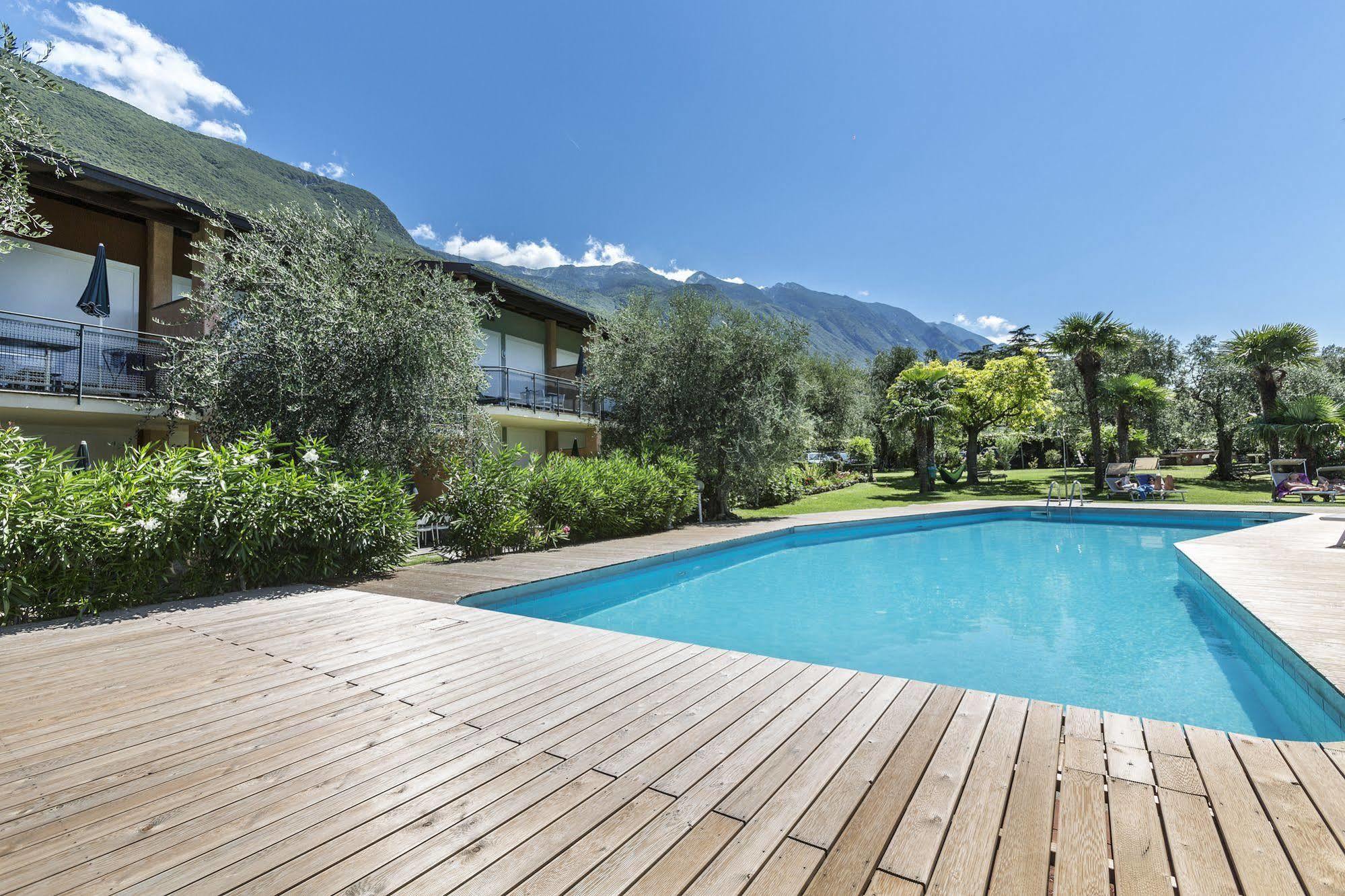 Residence Parco Lago Di Garda Malcesine Exterior photo